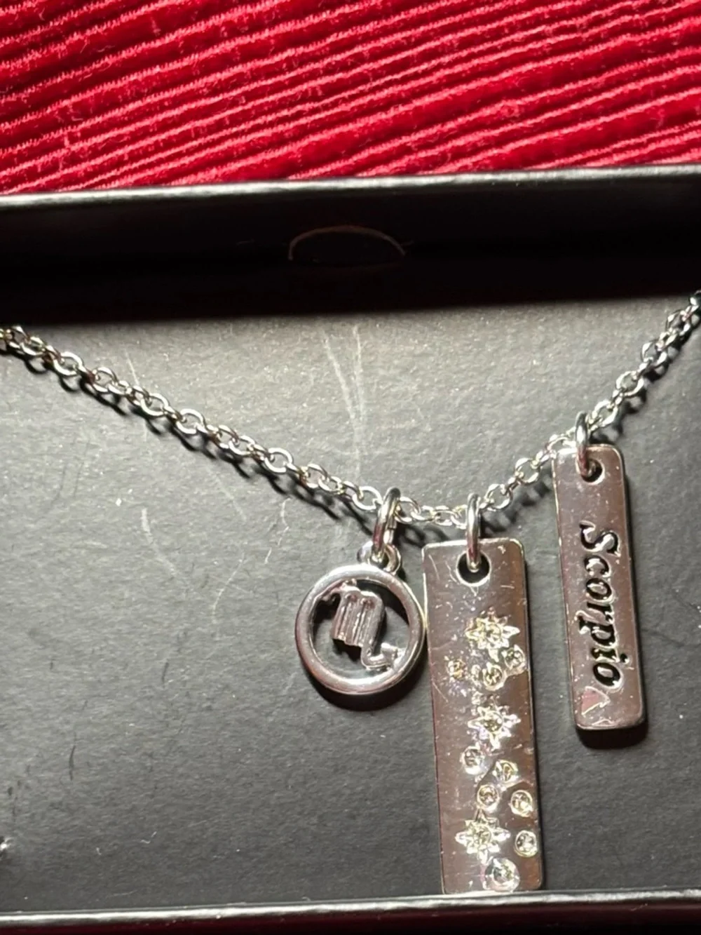 Avon-3 necklaces-2 rings-3 prs earrings; child’s earring-necklace set by Jacmel. - Picture 2 of 13